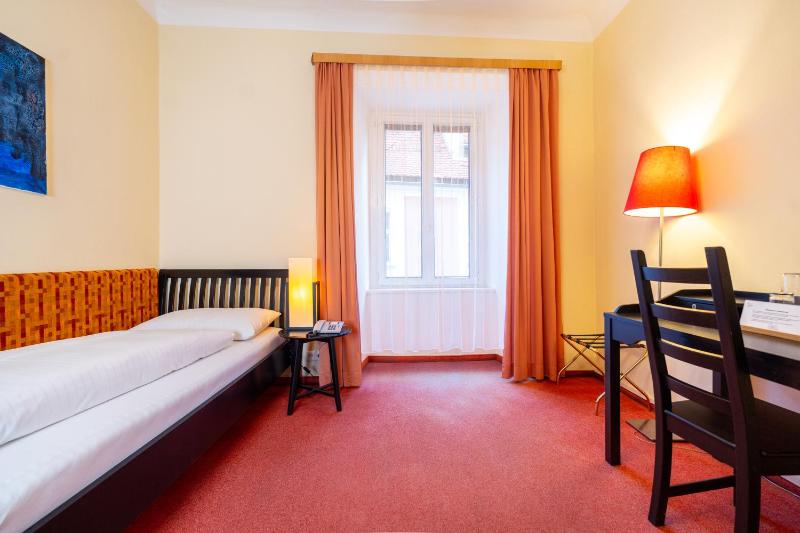 Hotel Mariahilf im Stadtzentrum - image 4