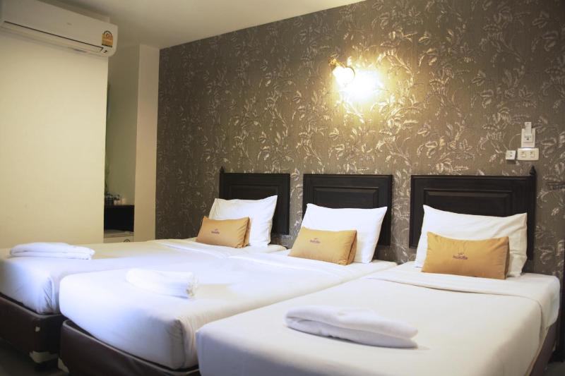 Triple Room image 2