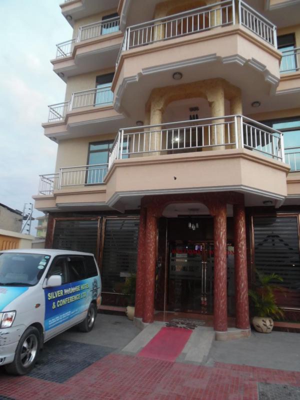 Silver Paradise Hotel - image 13