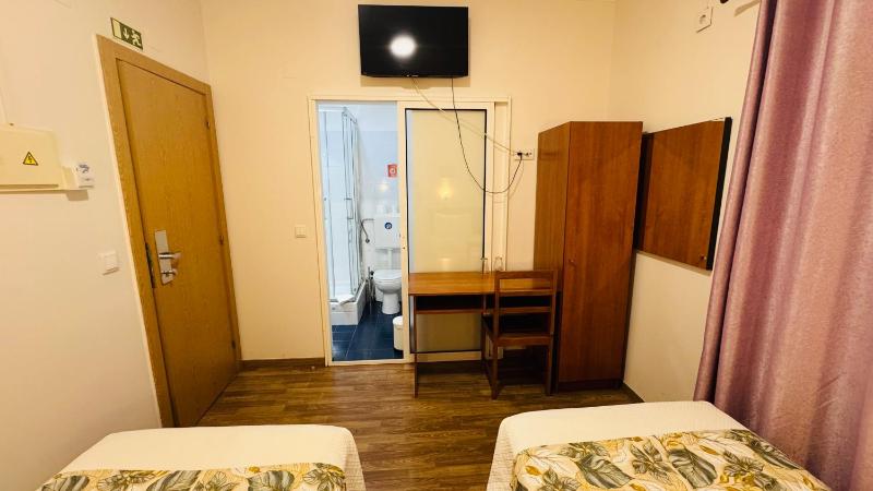 Residencial Camoes - image 16
