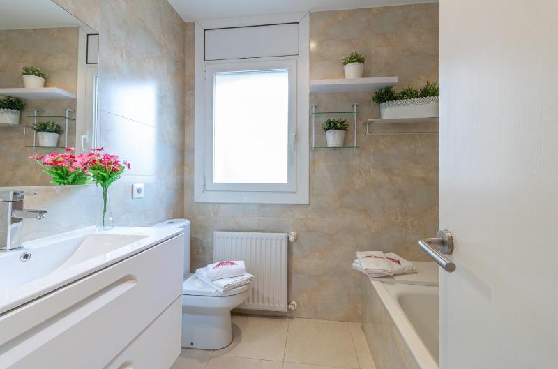 Apart-Rent Villa Pani 0141 con piscina y amarre - image 17