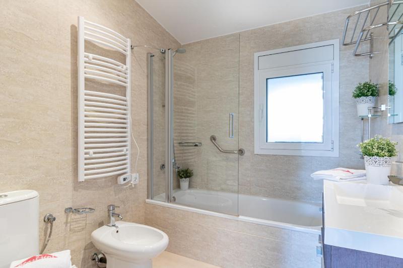 Apart-Rent Villa Pani 0141 con piscina y amarre - image 20