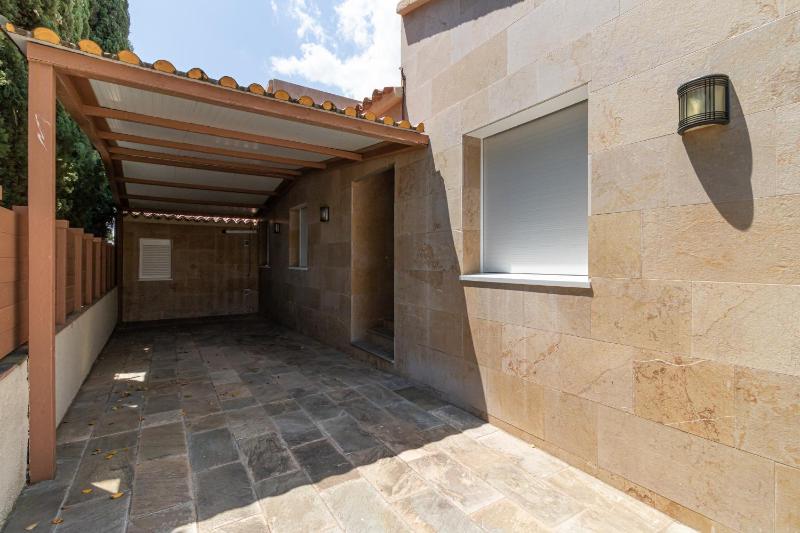 Apart-Rent Villa Pani 0141 con piscina y amarre - image 25