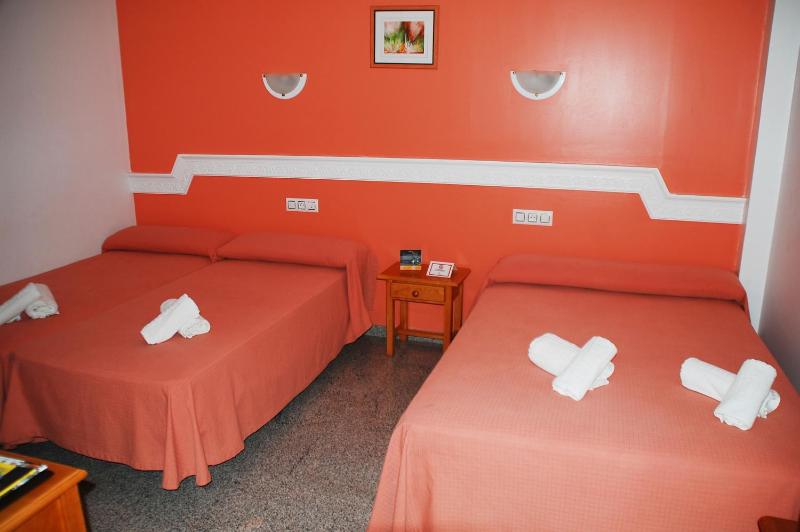 Family Room image 2