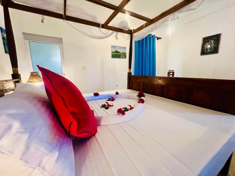 Sunburst Villa - image 23