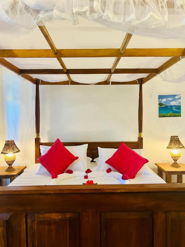 Sunburst Villa - image 46