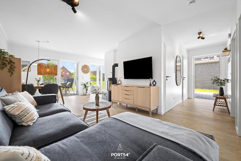 Beach Bude - image 1
