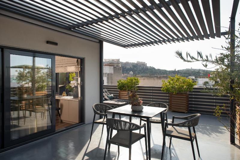 Urban Nest - Suites & Apartments - image 14