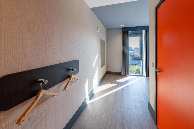 easyHotel Dublin - image 12