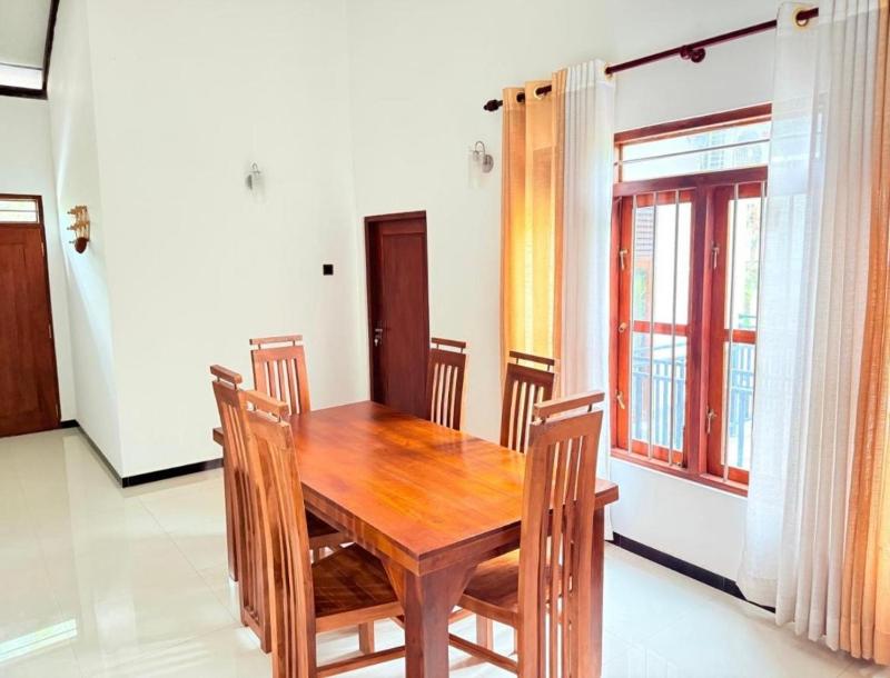 Sanjeewa's place - image 11