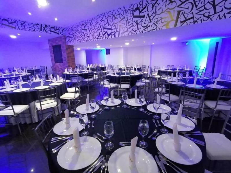 The Place Hotel - image 10