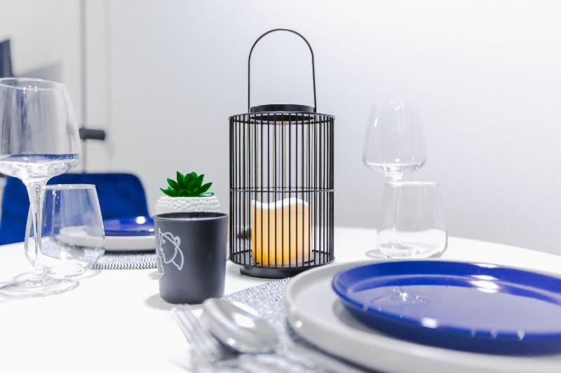 The Modern Hub Apartment - THE NEST - image 9