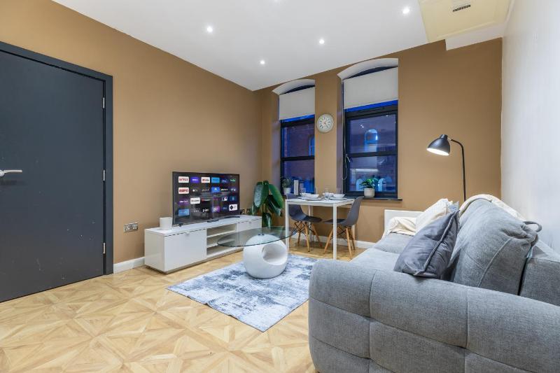 Leeds Central Cosy 1BD Flat 10 mins to Station! - image 27