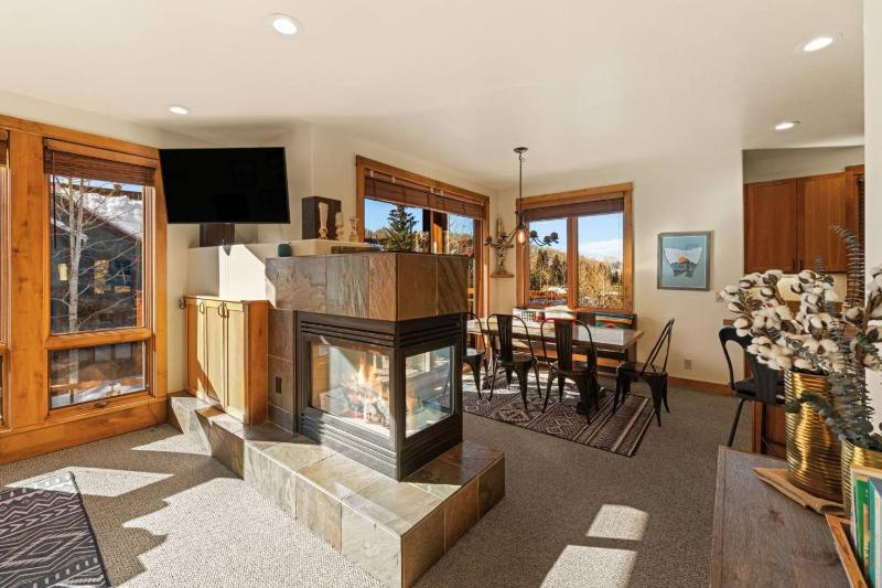 Terraces 405A ~ Meadow View - image 12