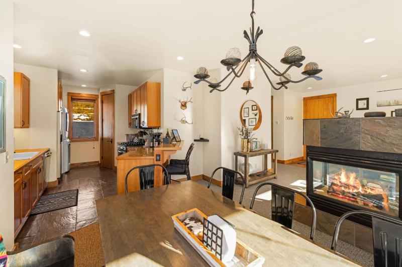 Terraces 405A ~ Meadow View - image 6