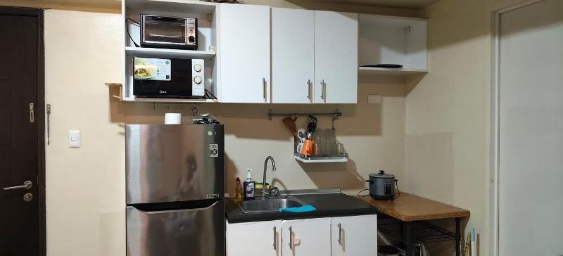 One Bedroom Unit Condotel near Centrio Ayala Mall - image 10