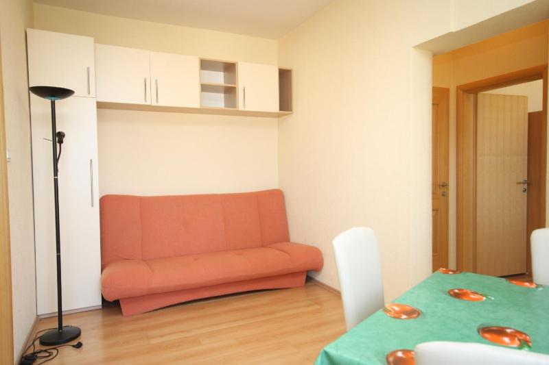 Apartments with parking space Makarska - 6632 - image 12