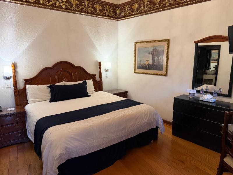 Hotel Luna - image 4