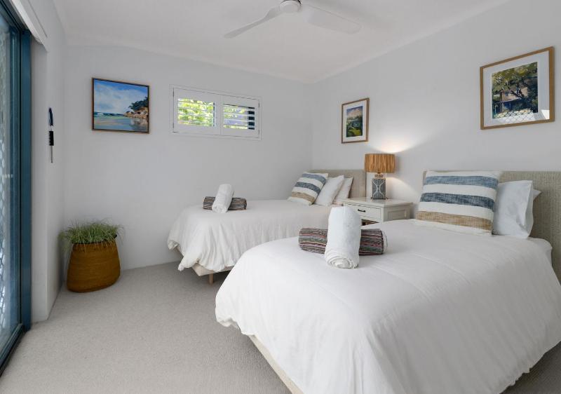 Unit 3 21 Park Generous and Comfortable Beachside Abode - image 15