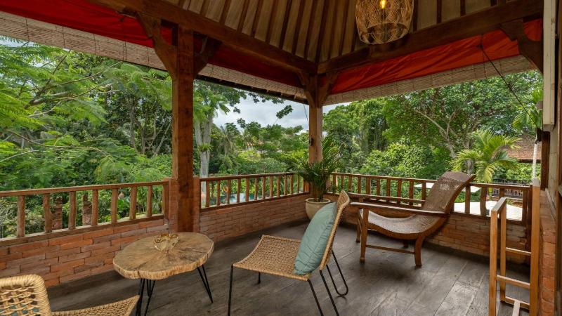 Rumah Melati Estate by Villa Finder - image 15