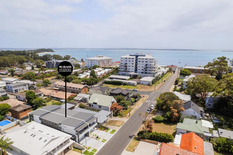Summer Dayz Shoal Bay 21B Tomaree Rd - ducted air and WiFi - image 43