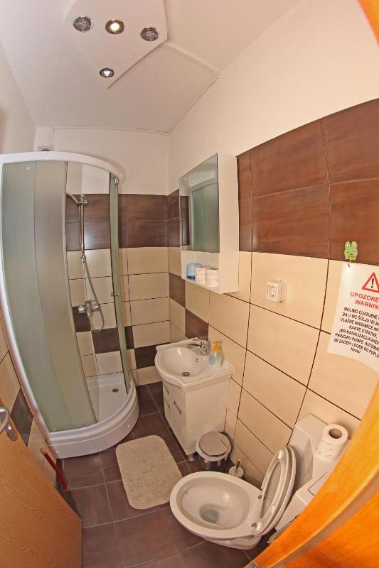 Apartment image 3