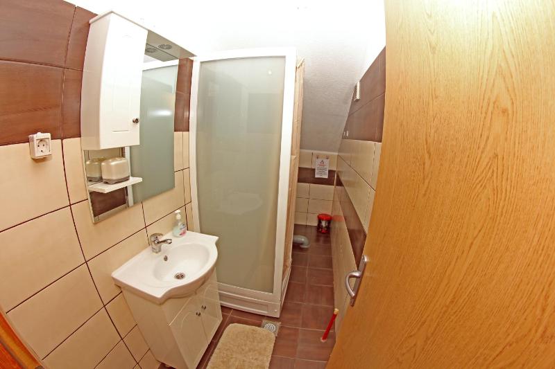 Apartment image 3