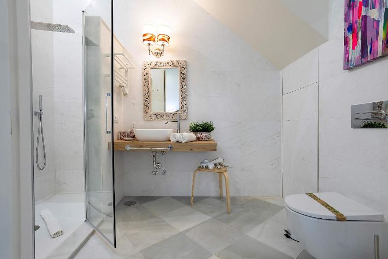 Genteel Home Mendoza Rios II - image 3