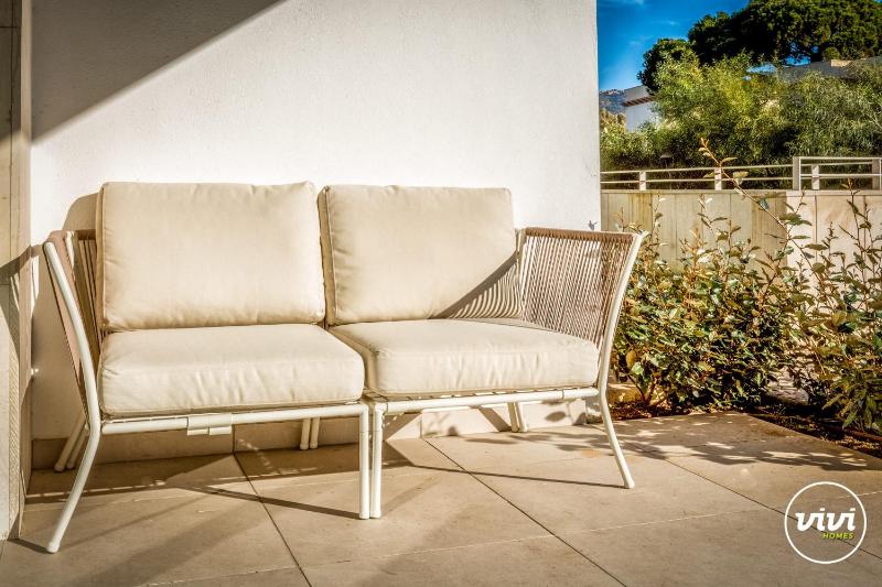 ViVi Homes - Cosy Beach Pool Gym & Beach - image 32