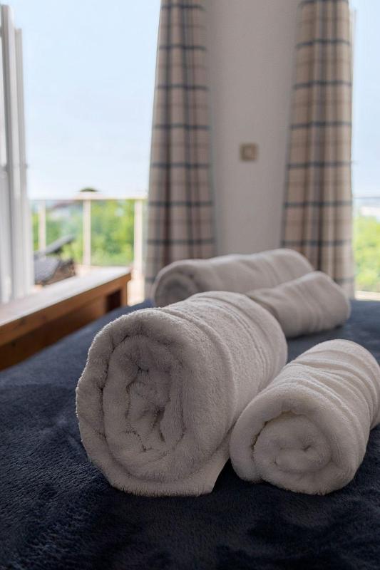 Torquay Bayview Retreat - Couples Romantic Escape - image 20