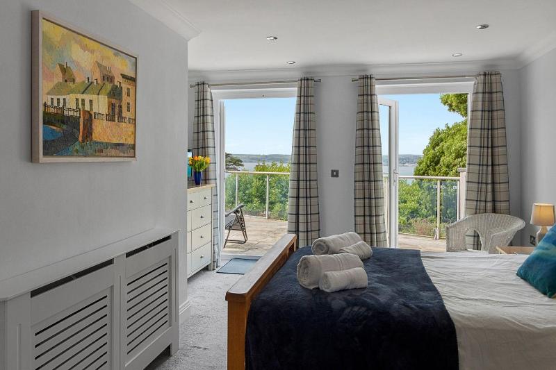 Torquay Bayview Retreat - Couples Romantic Escape - image 29