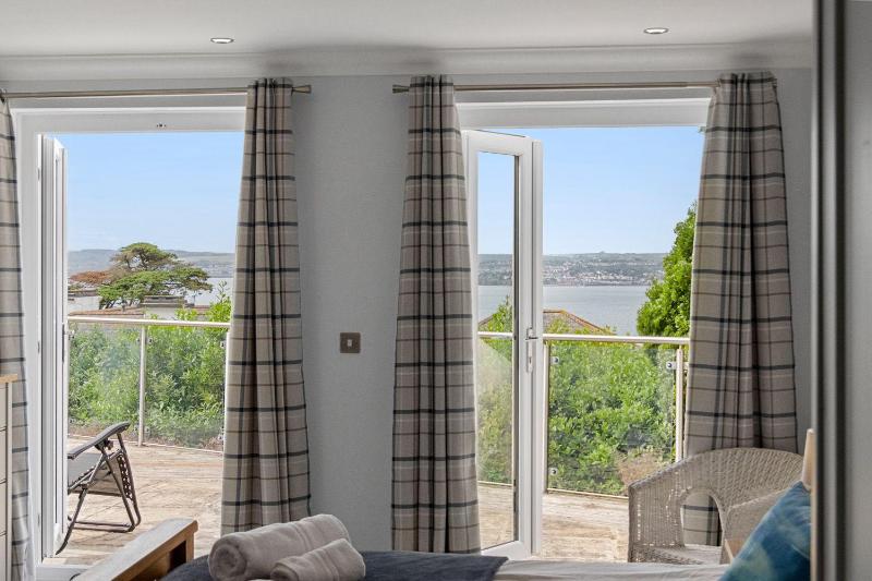 Torquay Bayview Retreat - Couples Romantic Escape - image 40