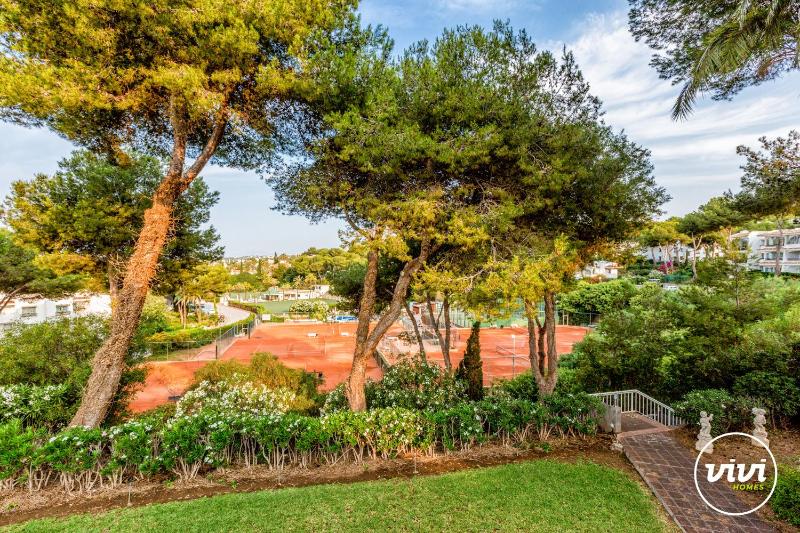 ViVi Homes - Sofia - Pool - Beach - terrace - image 9
