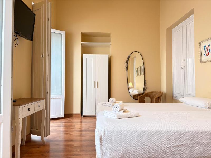Life Apartments San Vicente - image 14