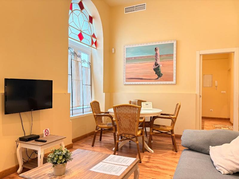 Life Apartments San Vicente - image 9