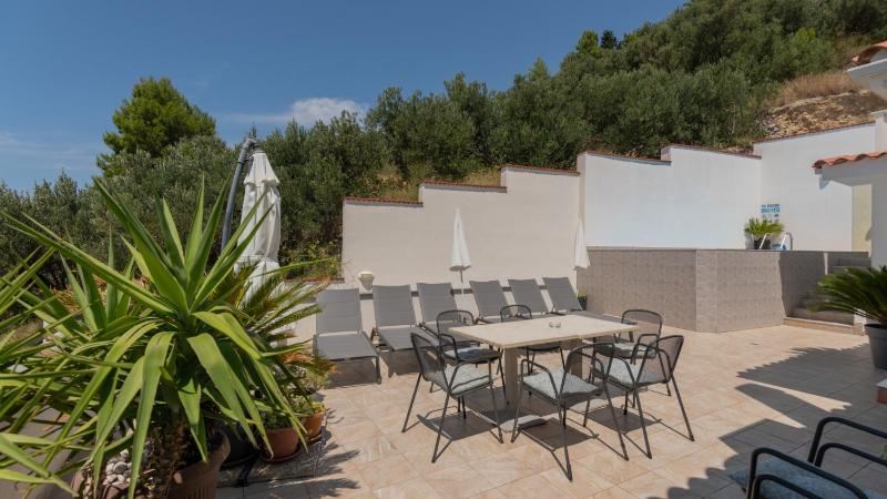 Villa Mandina - Makarska by Villas Guide - image 25
