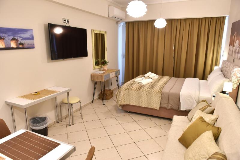 Cozy Apartment in the Heart of Athens 8-2 - image 9