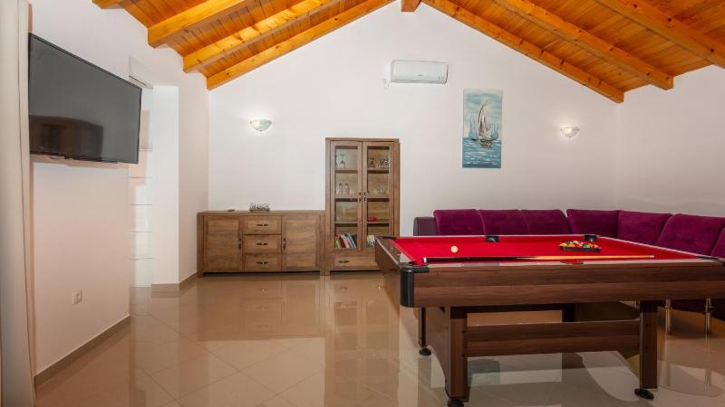 Villa Gostinjac 1 with pool Krk by Villas Guide - image 16