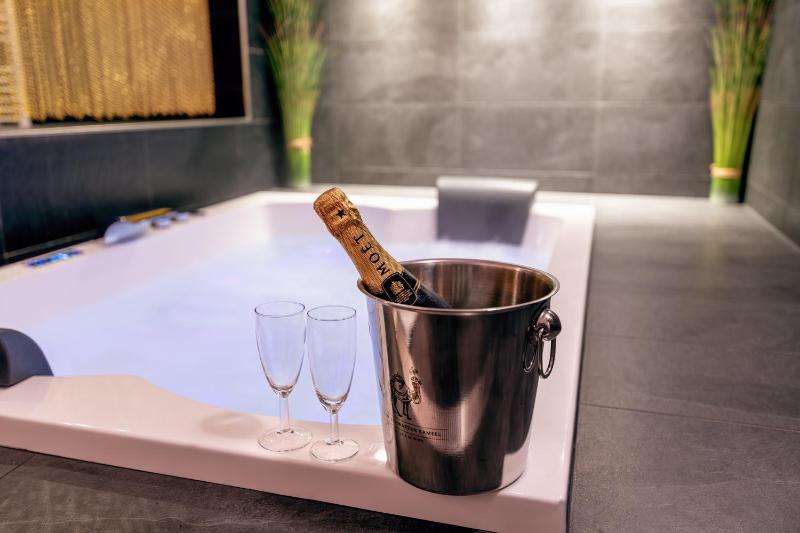 BoutiqueHOTEL Donauwalzer - image 2
