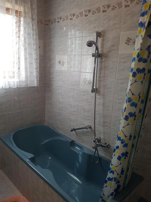 Twin Room with Mountain View image 4