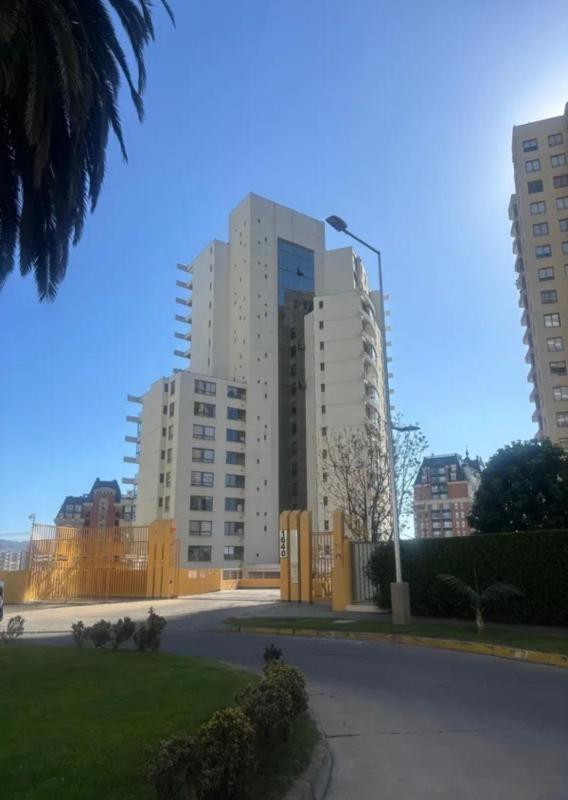 Piso con vista al mar céntrico precio único - image 3