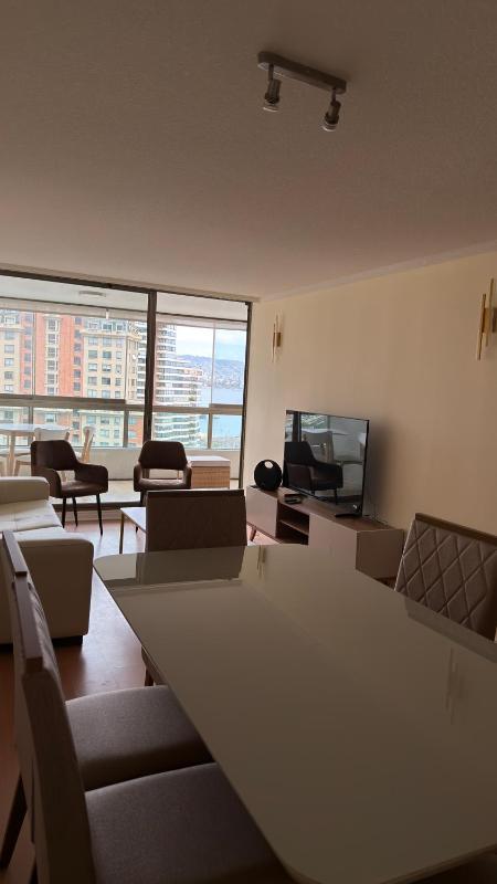 Piso con vista al mar céntrico precio único - image 13