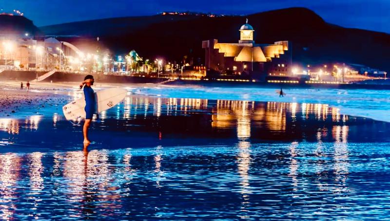 Loft Dalia Las Canteras Beach free parking&wifi - image 4
