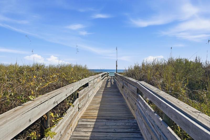102D - 2BR / 2 Bath at Seaspray Condos on Okaloosa Island Fort Walton Beach Fl - image 29