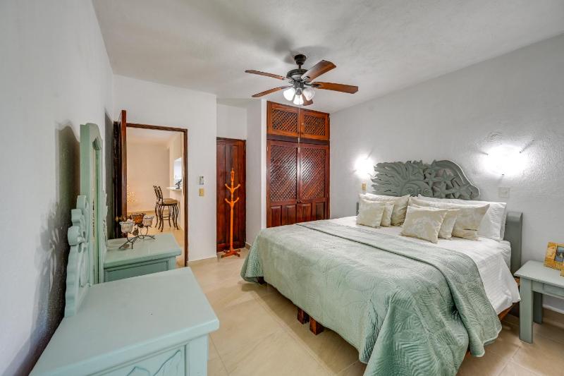 1 Block to Playa Los Tules Pool Access! Lush Unit - image 5