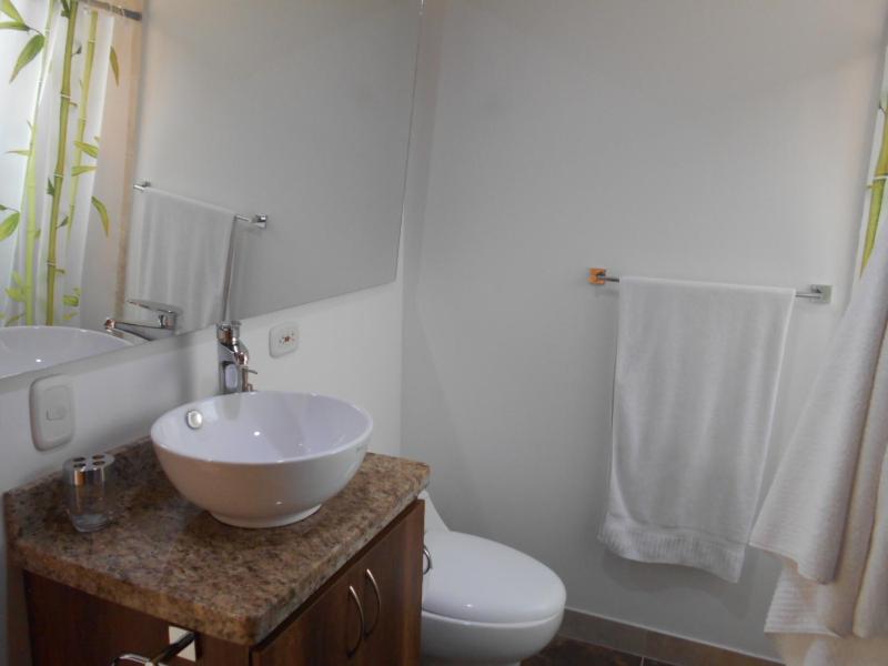 Apartasuites AV - image 7