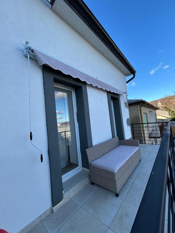 House Sara - image 20