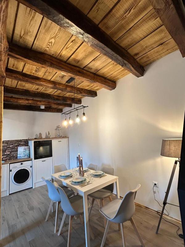 House Sara - image 16