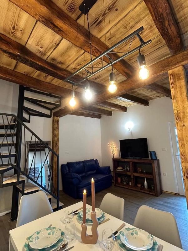 House Sara - image 12