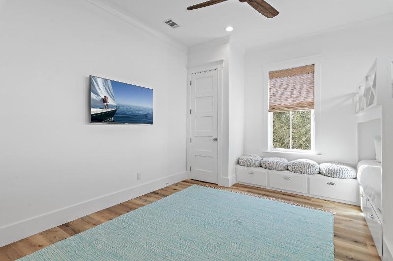 Beach Bliss - image 15